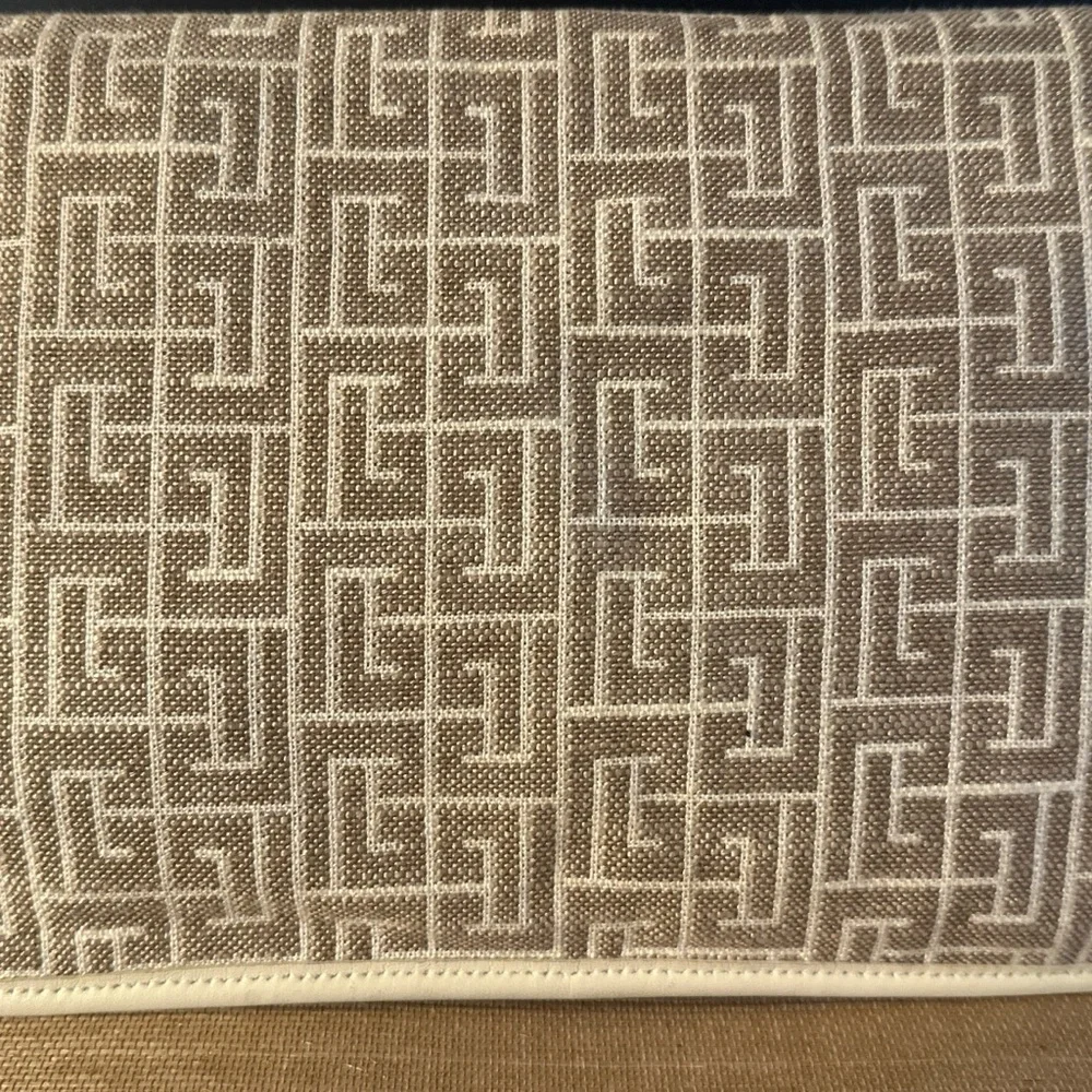 Vintage Pierre Balmain Clutch - Picture 6 of 9